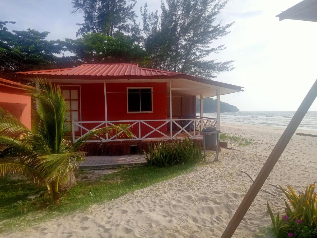 Tumombuvoi Homestay Tiga Papan Luaran gambar